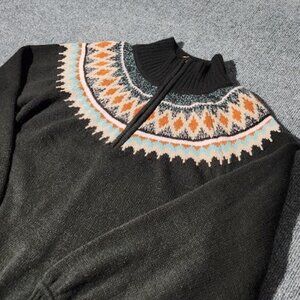 Shyanne Women's 1/4 Zip Mock Neck Knit Sweater in size Large